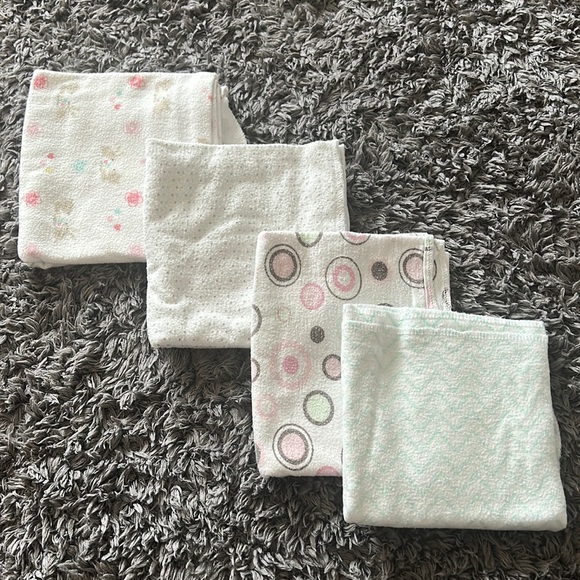 Baby burp cloths - Picture 1 of 5